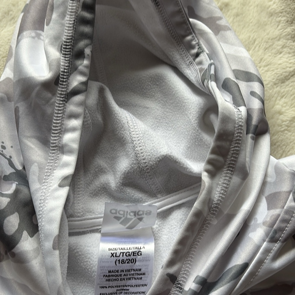 Adidas Camo Hoodie – Size XL | Casual Core | Streetwear Staple | - Picture 6 of 8